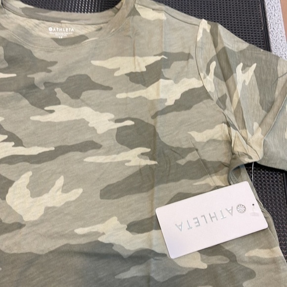 NWT Athleta Active Organic Short Sleeve Daily Camo Crew Tee - Picture 2 of 6